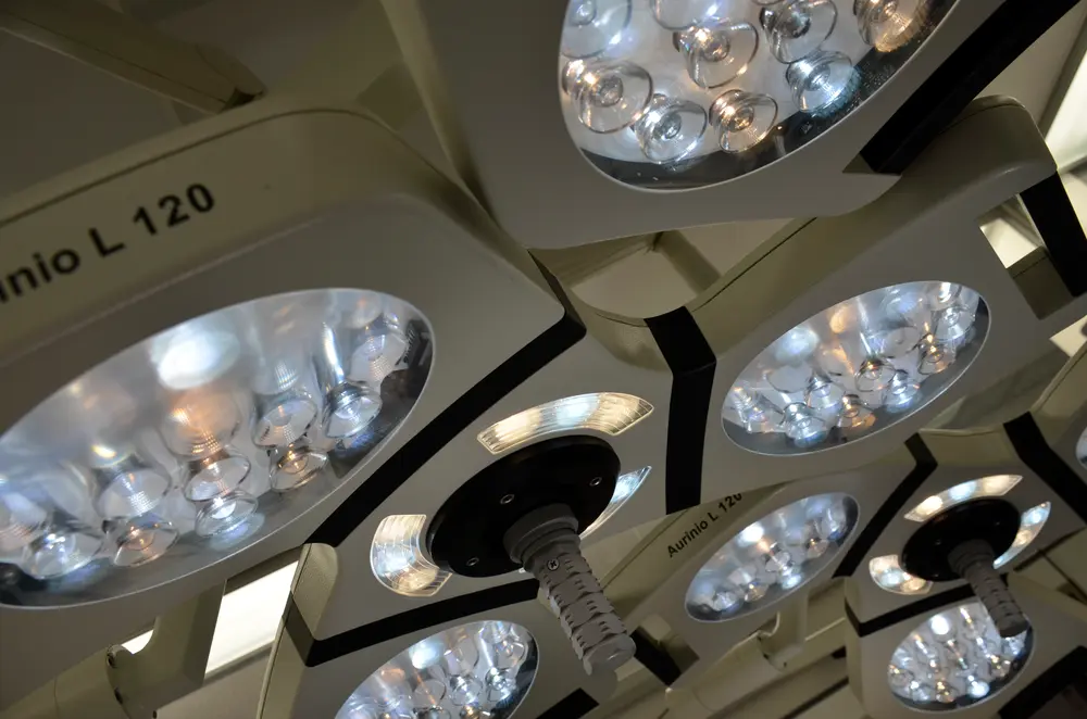 Surgical lighting photo 0002